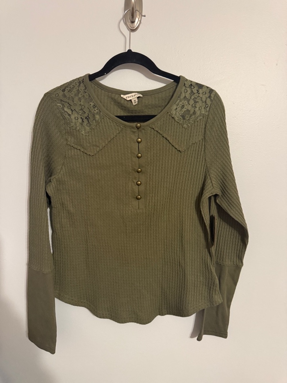 NWT FRYE & CO Olive Green Eyelet Lace Trim Top - Medium - Boho Cotton Blend